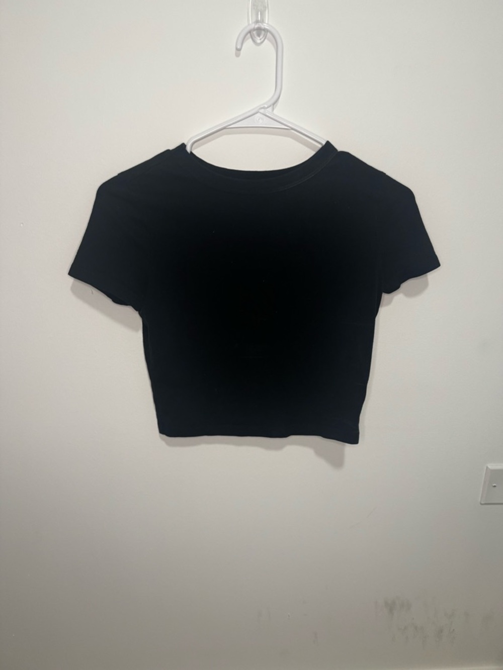 Women's Black Crop Tee - Classic Short Sleeve Top